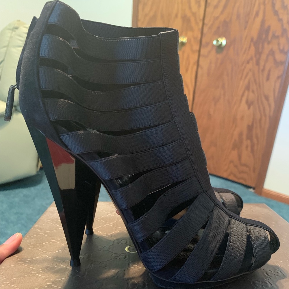 Gucci Black Sandals